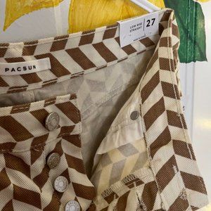 PACSUN CHEVRON SLIT JEANS